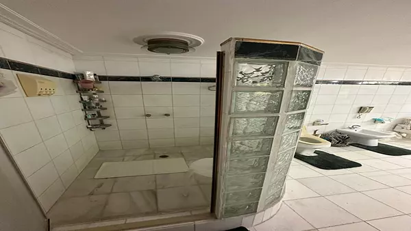 casas - Venta amplia casa con terreno de 2,100m2 9