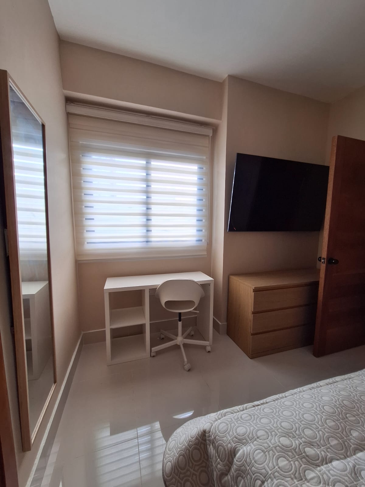 apartamentos - Rento hermoso apt amueblado minimalista con terraz 9