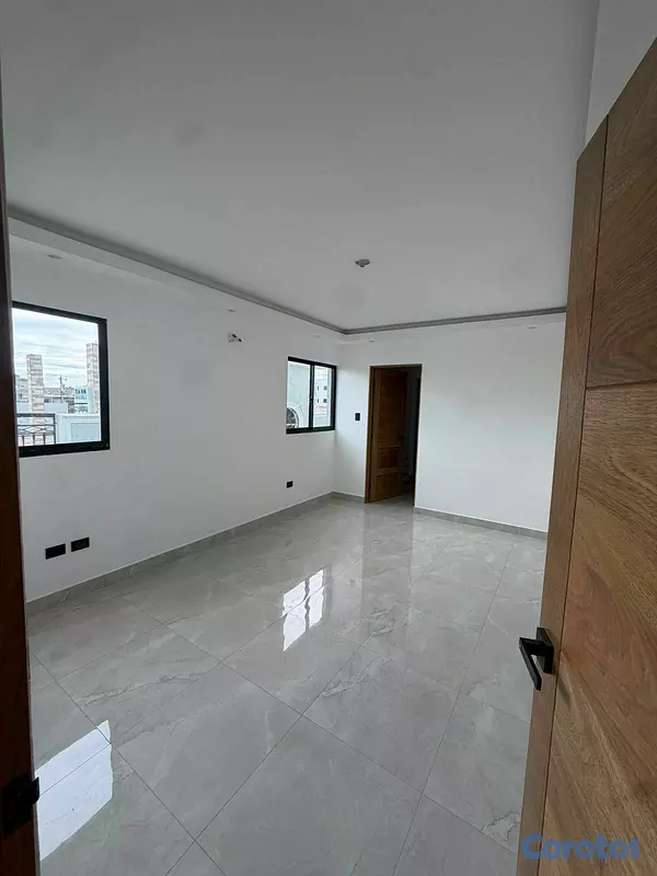 apartamentos - Apartamento segundo nivel con amplia terraza front 13