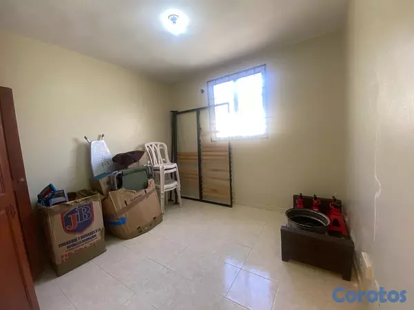 casas - Espaciosa casa de venta en Los Alamos, Santiago  8