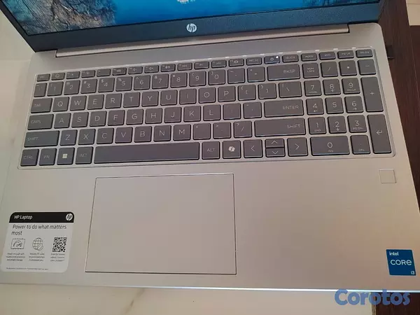 computadoras y laptops - LAPTOP HP 15 8GB RAM 250 SSD 2