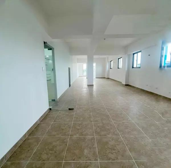 oficinas y locales comerciales - Local en venta en Arroyo hondo viejo  2