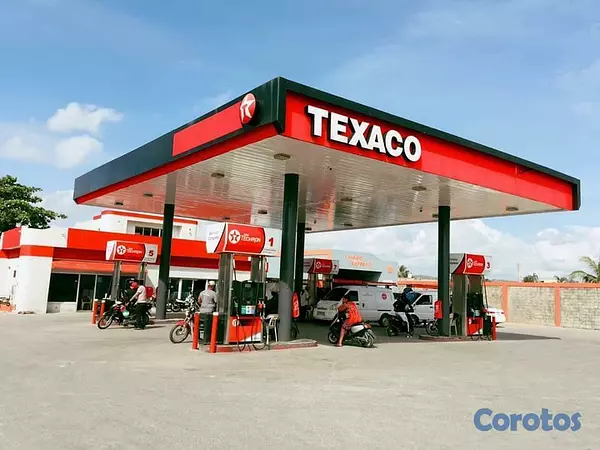 oficinas y locales comerciales - Vendo Estación de Combustible en Nagua 2