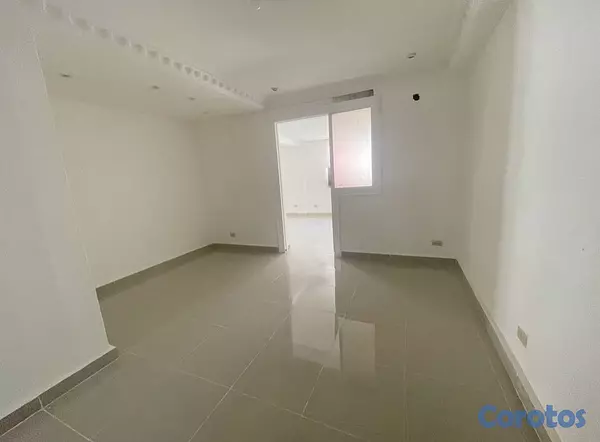 oficinas y locales comerciales - Local en el millon segundo nivel 3