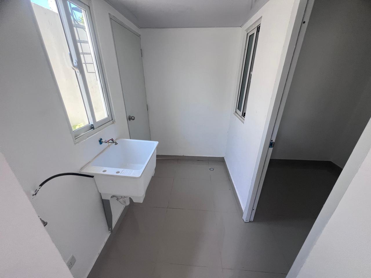 casas - Las Palmas de Alma Rosa 
Apartamento en 1er Nivel  7
