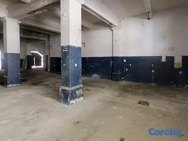 otros inmuebles - Edificio para Reformar en la Zona Colonial  4