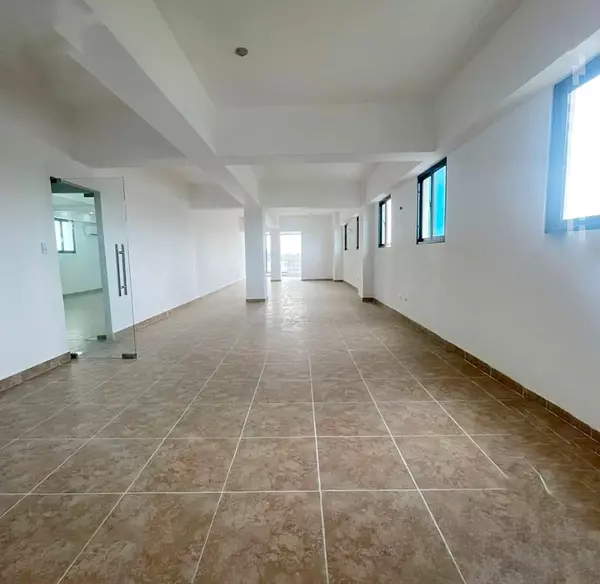 oficinas y locales comerciales - Local en venta en Arroyo hondo viejo  3