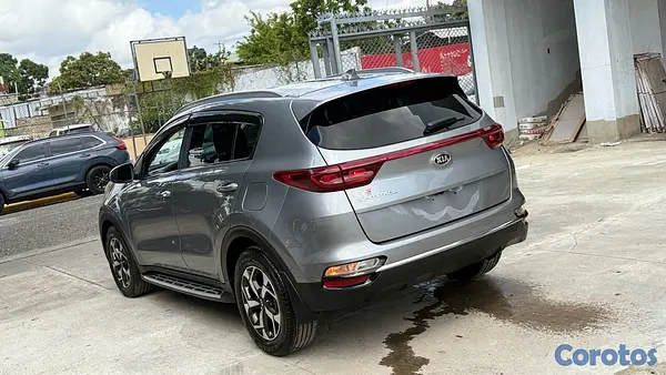 jeepetas y camionetas - 2021 Kia Sportage LX CLEAN CARFAX 4