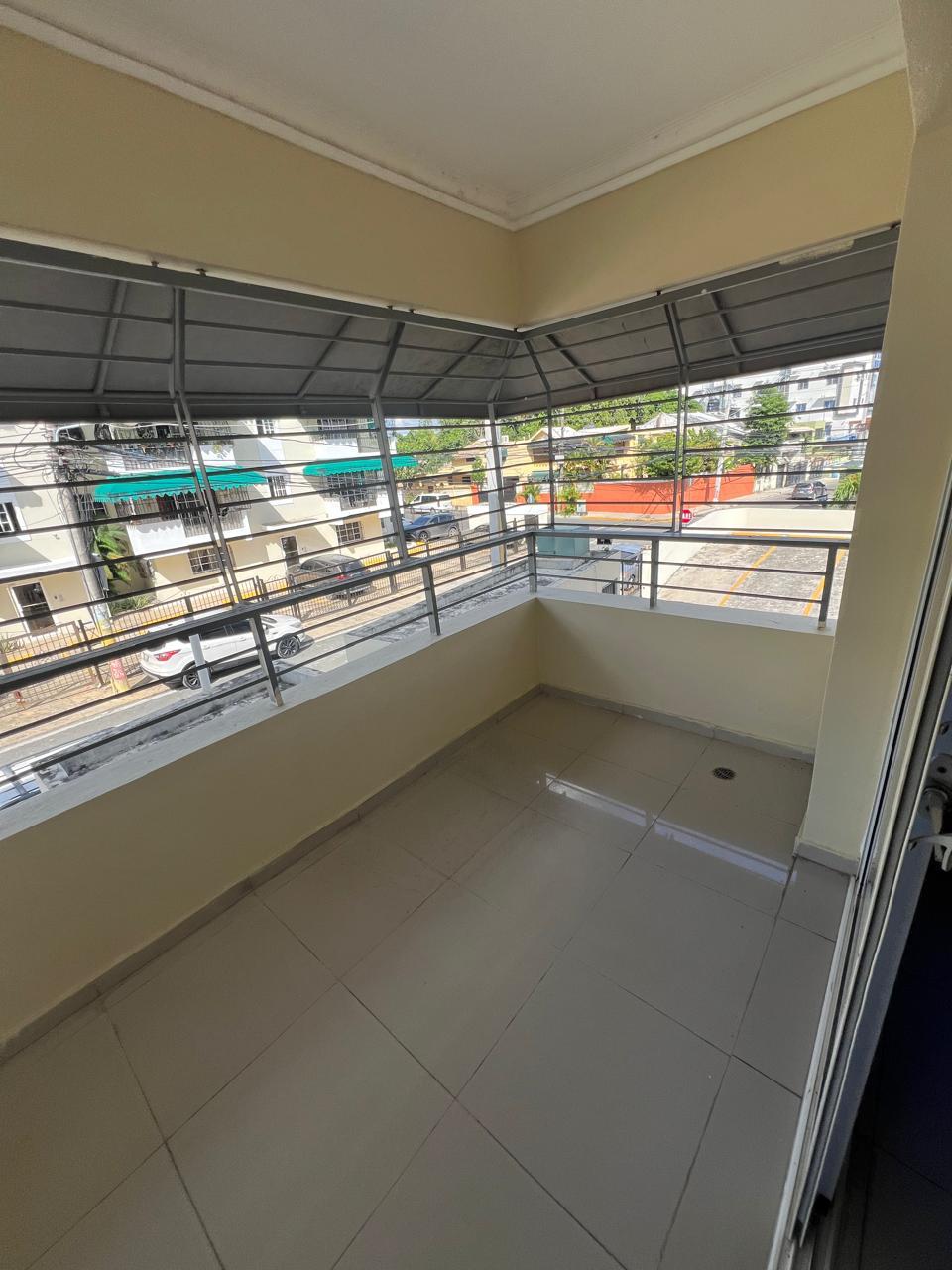 apartamentos - Vendo apartamento en Vista Herrmosa en 2do nivel  9
