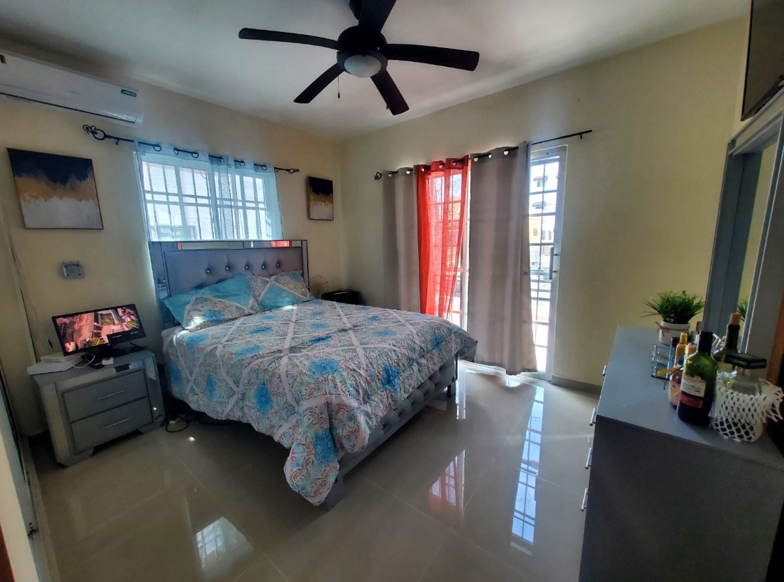 casas - CASA HERMOSA  EN STO DGO ESTE DE 2 NIVELES 220m2  7