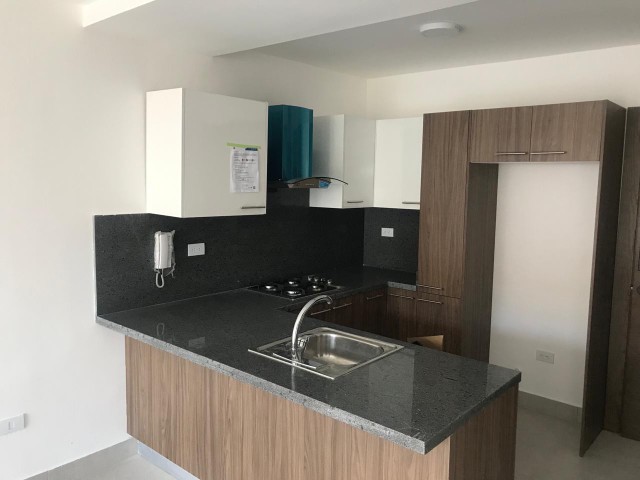 apartamentos - Codigo: S.E 
Apartamento de alquiler en evaristo morales 

 3