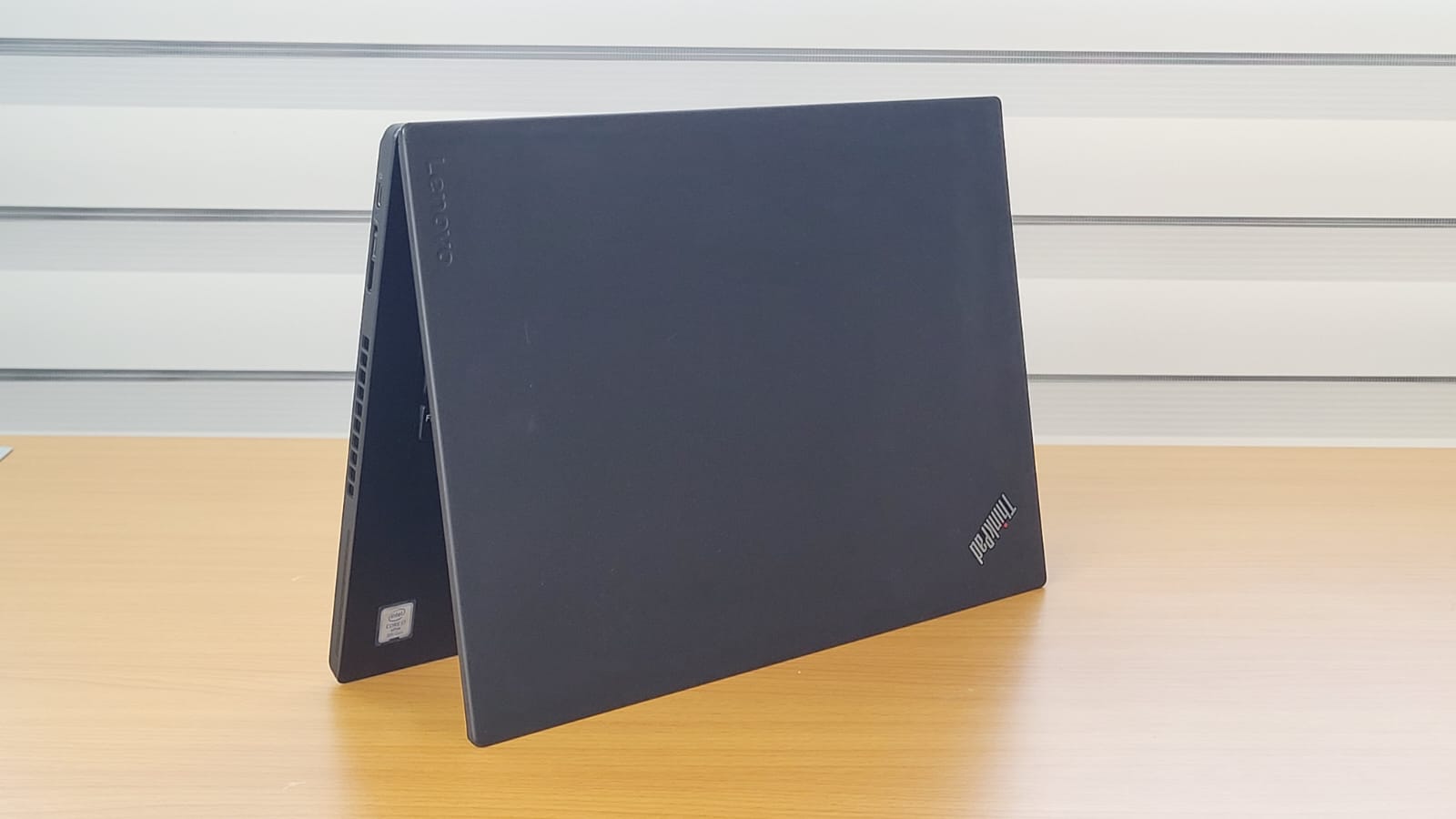 computadoras y laptops - LAPTOPS LENOVO  Y DELL EN BUEN ESTADO