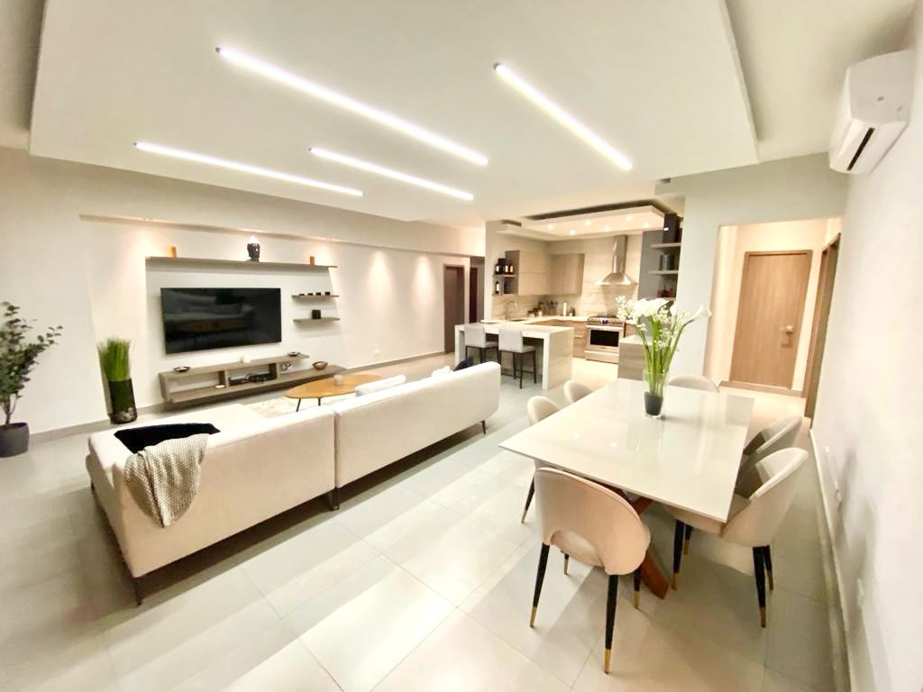 apartamentos - Vendo piso 6 Serralles tres hab 2.5 baños dos parq 0