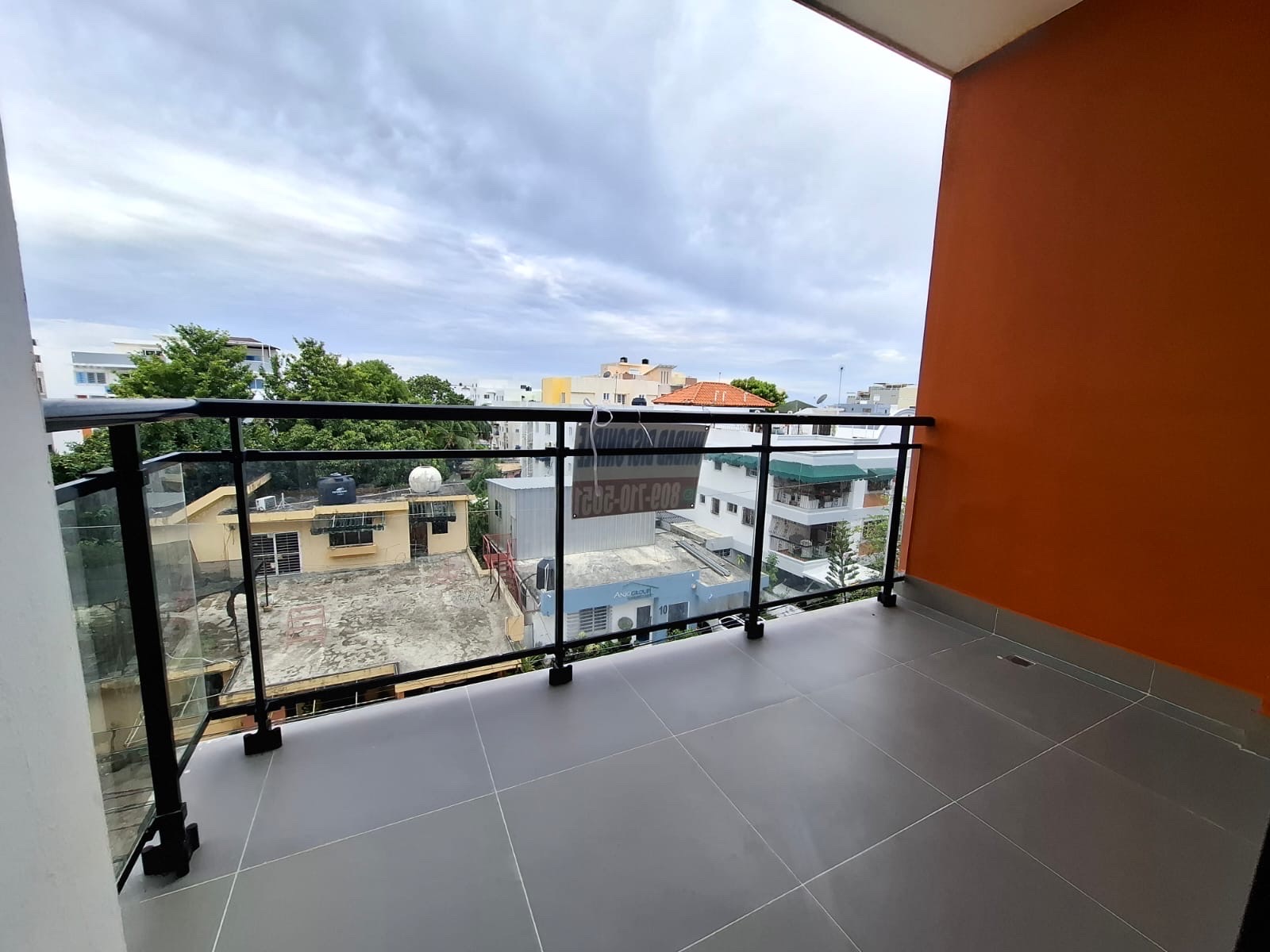 apartamentos - Vendo Apartamento en Los Jardines del Sur, Santo Domingo Distrito Nacional  0