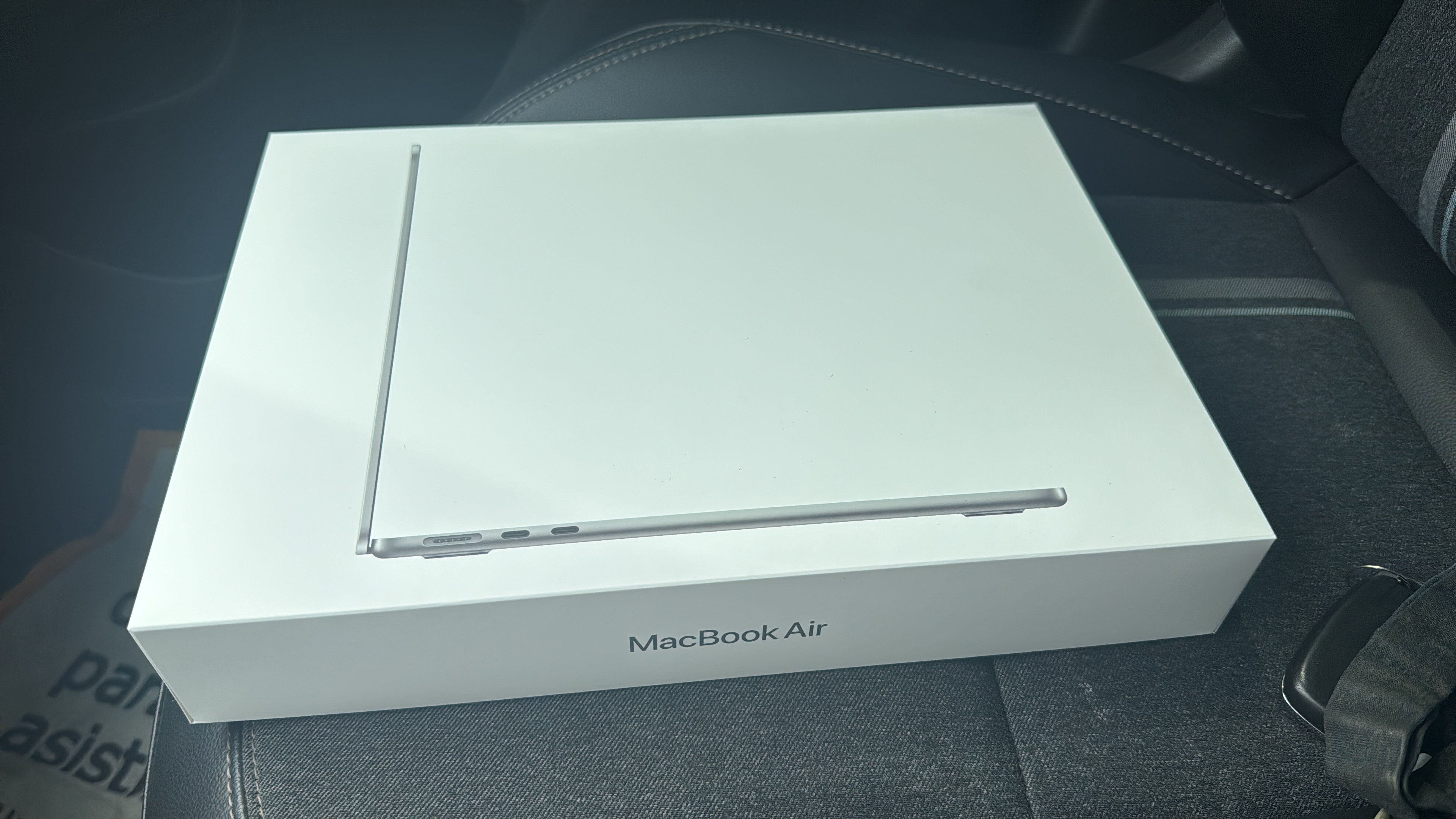 computadoras y laptops - Vendo Apple MacBook Air 2024 RD$ 55 mil 3