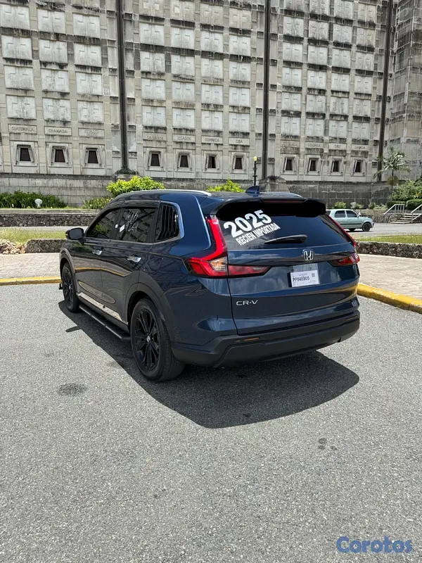 jeepetas y camionetas - Honda CR-V LX año 2025 7