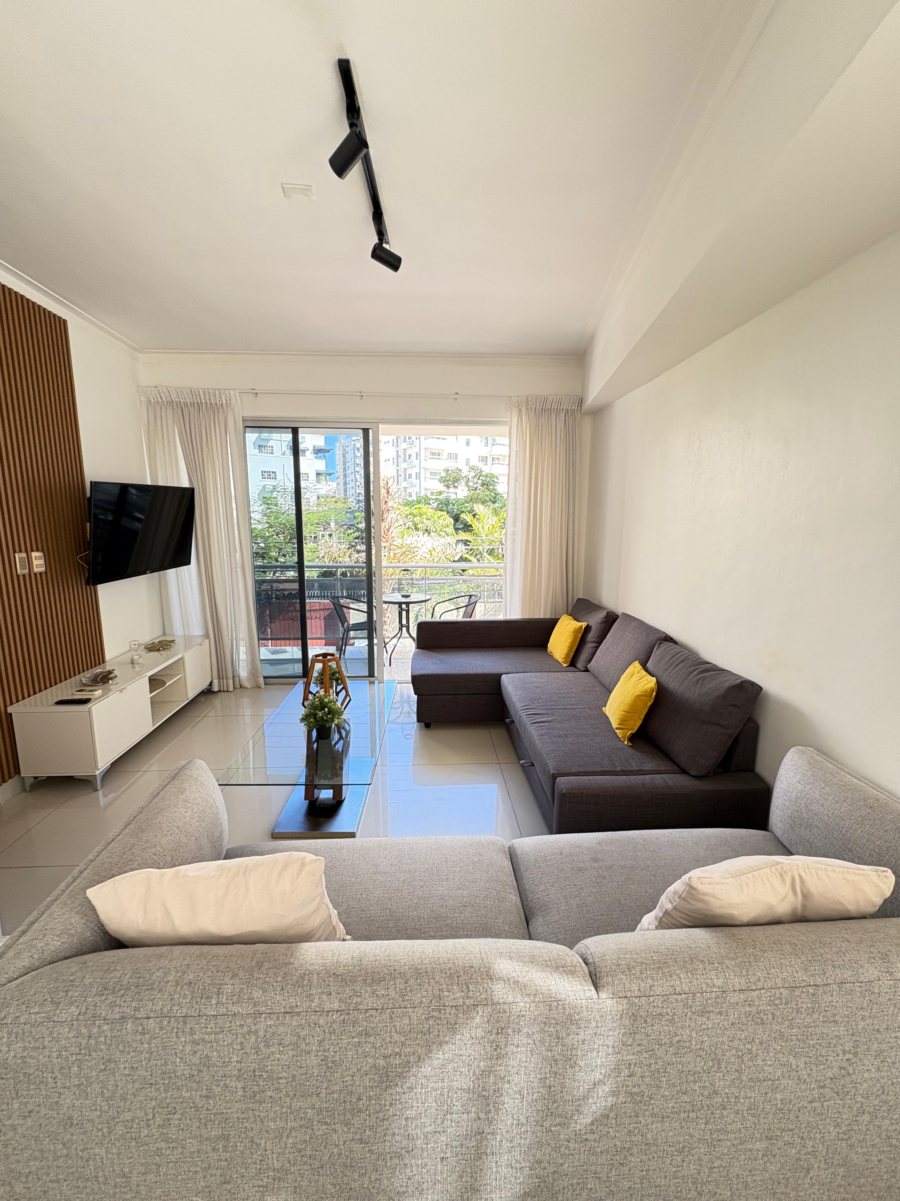 apartamentos - Vendo amueblado ensanche Naco  67 m2 netos precio  4