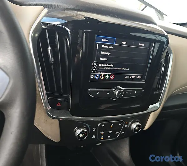 jeepetas y camionetas - Chevrolet Traverse LS 2022 8
