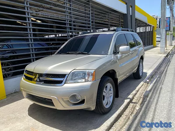 jeepetas y camionetas - Mitsubishi Endevor Dorada  4