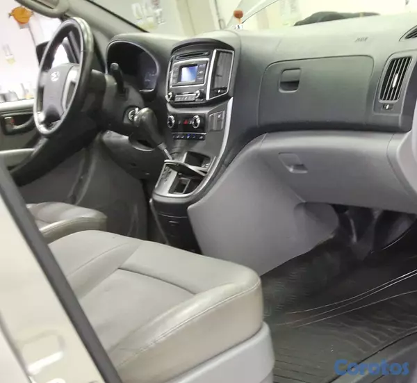 otros vehiculos - HYUNDAI GRAND STAREX 2020 GRIS 8