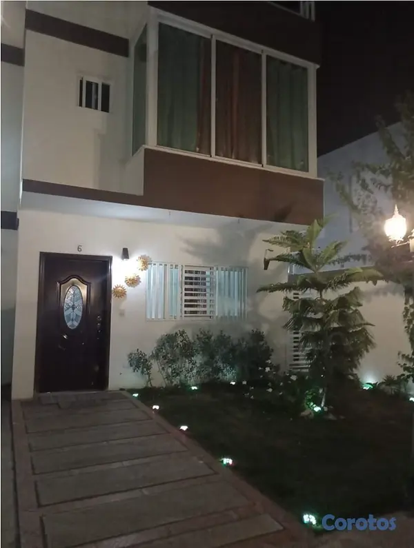 casas - OPORTUNIDAD UNICA, CASA 3 NIV. AMUEBLADA,  EN BAVA 9