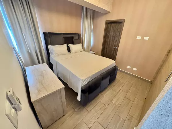 apartamentos - Alquiler Evaristo Morales Apartamento Amueblado 5