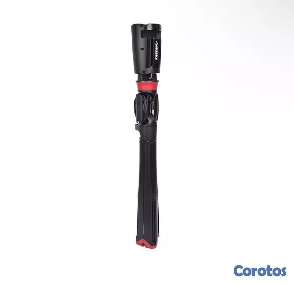 accesorios para electronica - Husky 7000 Lumens Portable Corded LED Work Light with Tripod 2