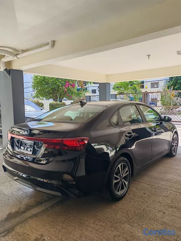 carros - Kia Forte 3