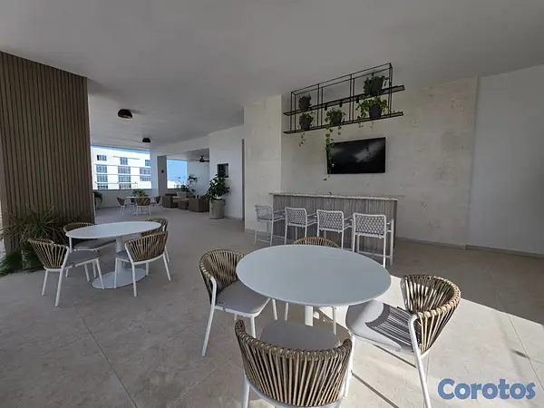 apartamentos - Alquiler apartamento vacio, ubicado en la mejor zo 15