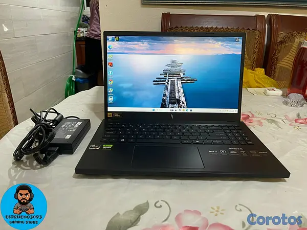 computadoras y laptops - Laptop ACER Nitro ANV15 Ryzen 5 7535H, RTX 4050, 1 5