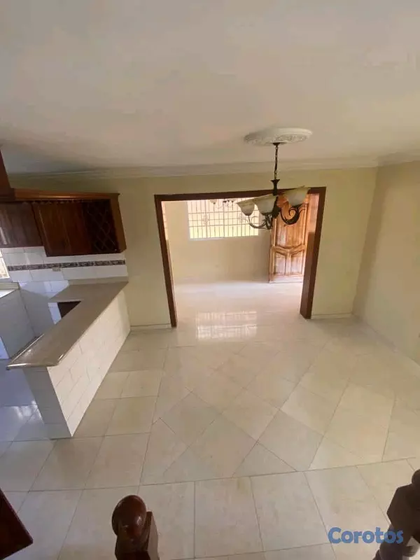 casas - Venta de Casa en Residencial Amalia Santo domingo este 7