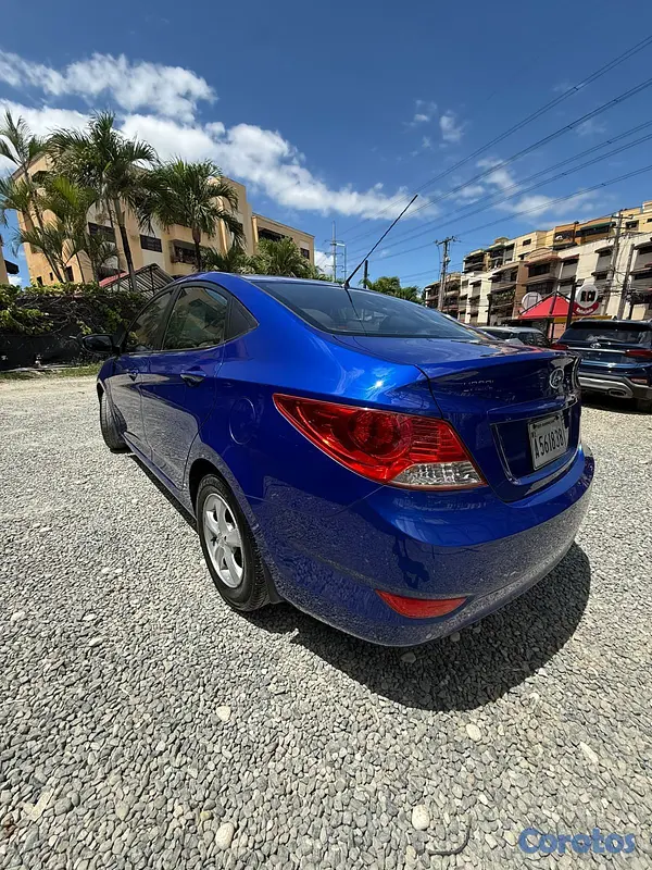 carros -  Hyundai accent 2011 7