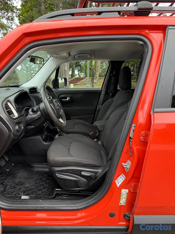 jeepetas y camionetas - Jeep Renegade Sport 2017, 4X4 impecable 3