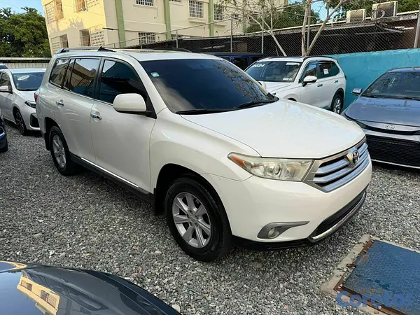 jeepetas y camionetas - toyota hilander 2013 11