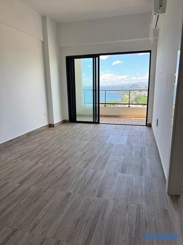 apartamentos - venta de apartamentos en la avenida España Santo Domingo vista al mar y piscina  5