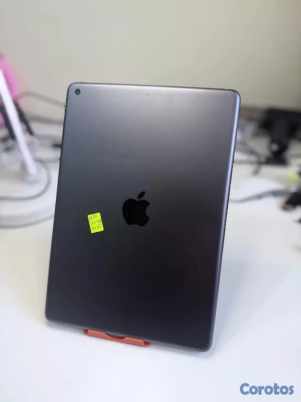 celulares y tabletas - ipad 8va Gen 32GB WiFi NO COJE CHIP 2
