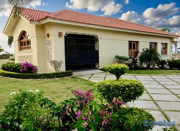 casas vacacionales y villas - 🏝️ Villa en Cabrera – 1,047 m² de terreno – Cabrer 1
