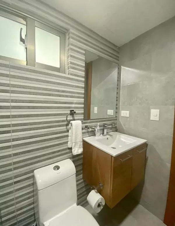 habitaciones y viviendas compartidas - Alquiler Apartamento de 1 Habitación con piscina, La Julia, Santo Domingo 9