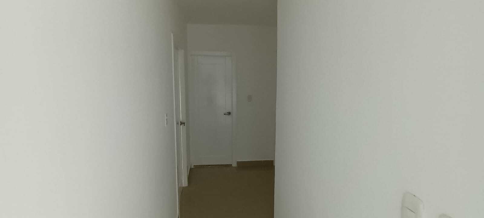 apartamentos - Se alquila céntrico, seguro e iluminado apartamento en la mejor zona de Santiago 8
