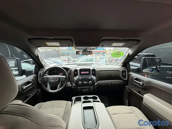 jeepetas y camionetas - 2020 GMC SIERRA 4X4 3.0 DURAMAX GASOL 7