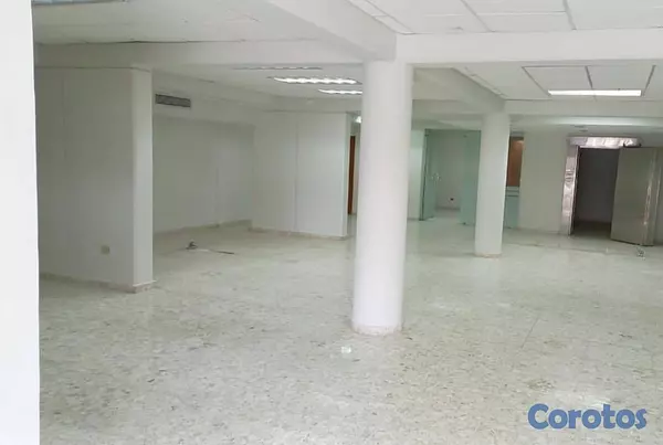 oficinas y locales comerciales - Alquiler local comercial en Naco  3