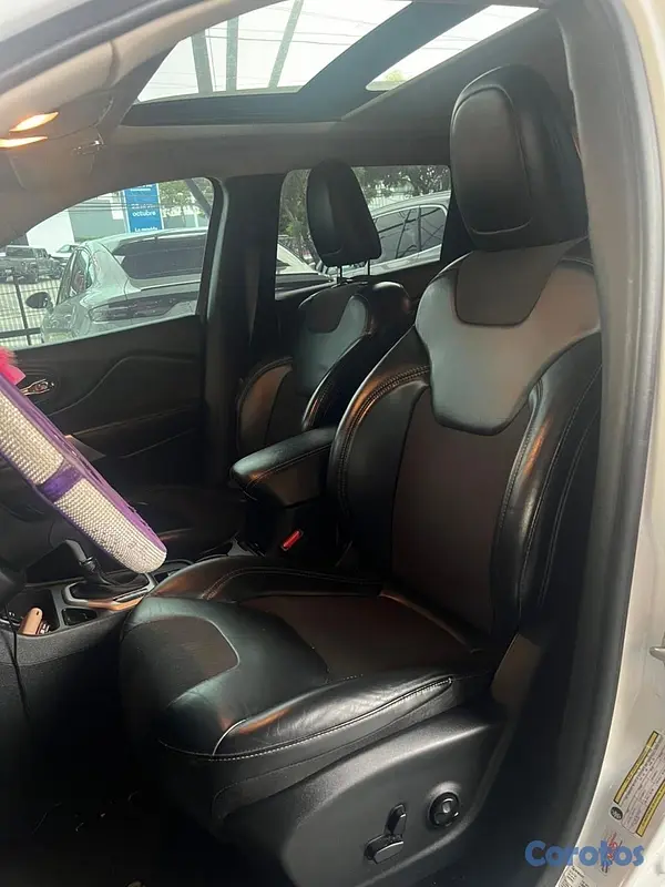 jeepetas y camionetas - jeep Cherokee lactitud plus  2