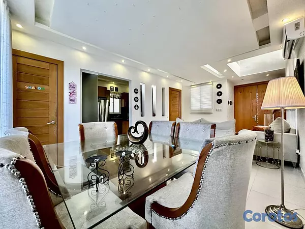 casas - Casa de lujo en Brisa Oriental, Aut. San Isidro. O 8