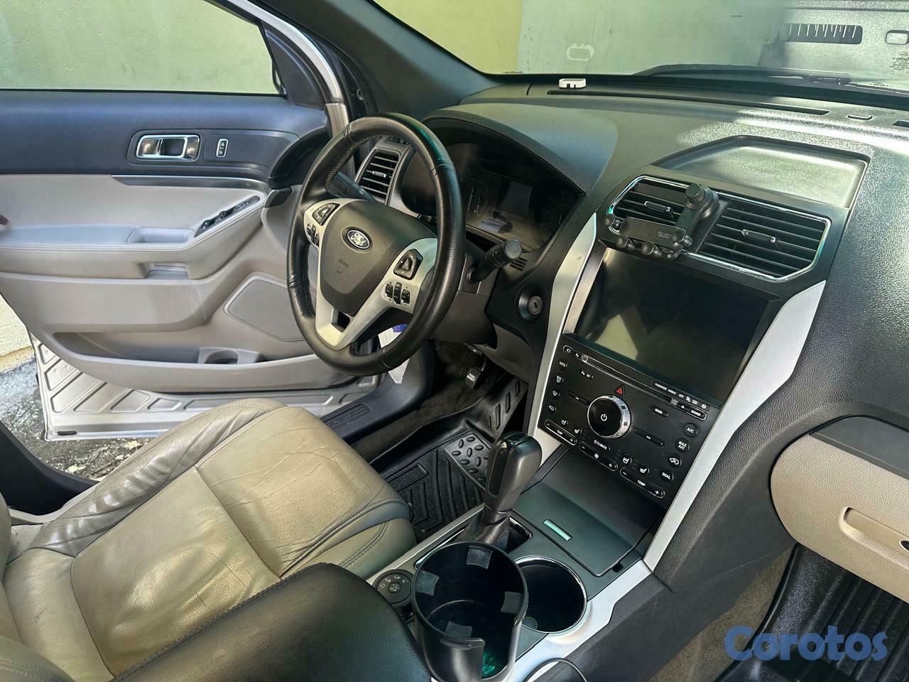 jeepetas y camionetas - Ford explorer XLT 2013  5