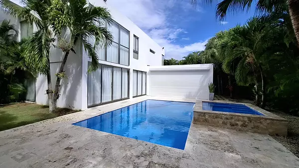 casas vacacionales y villas - VILLA EN VENTA DE 960m2 EN PLAYA NUEVA ROMANA 3