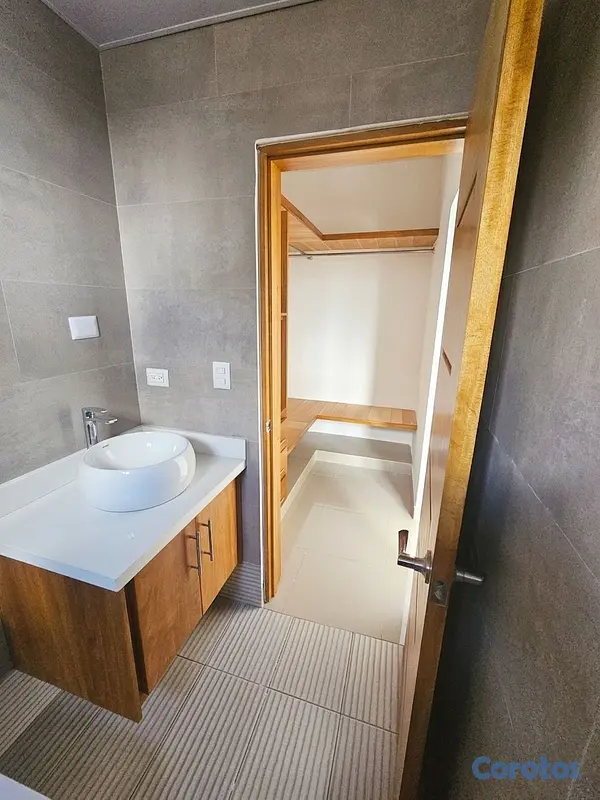 apartamentos - Se Alquila Av. HISPONOAMERICANA  6