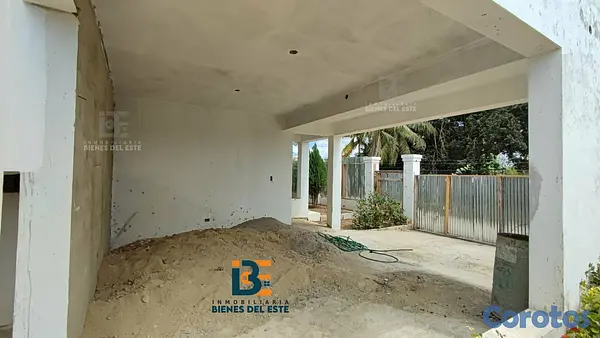 casas - Se venta esta Casa de 2 niveles en construcción en 5