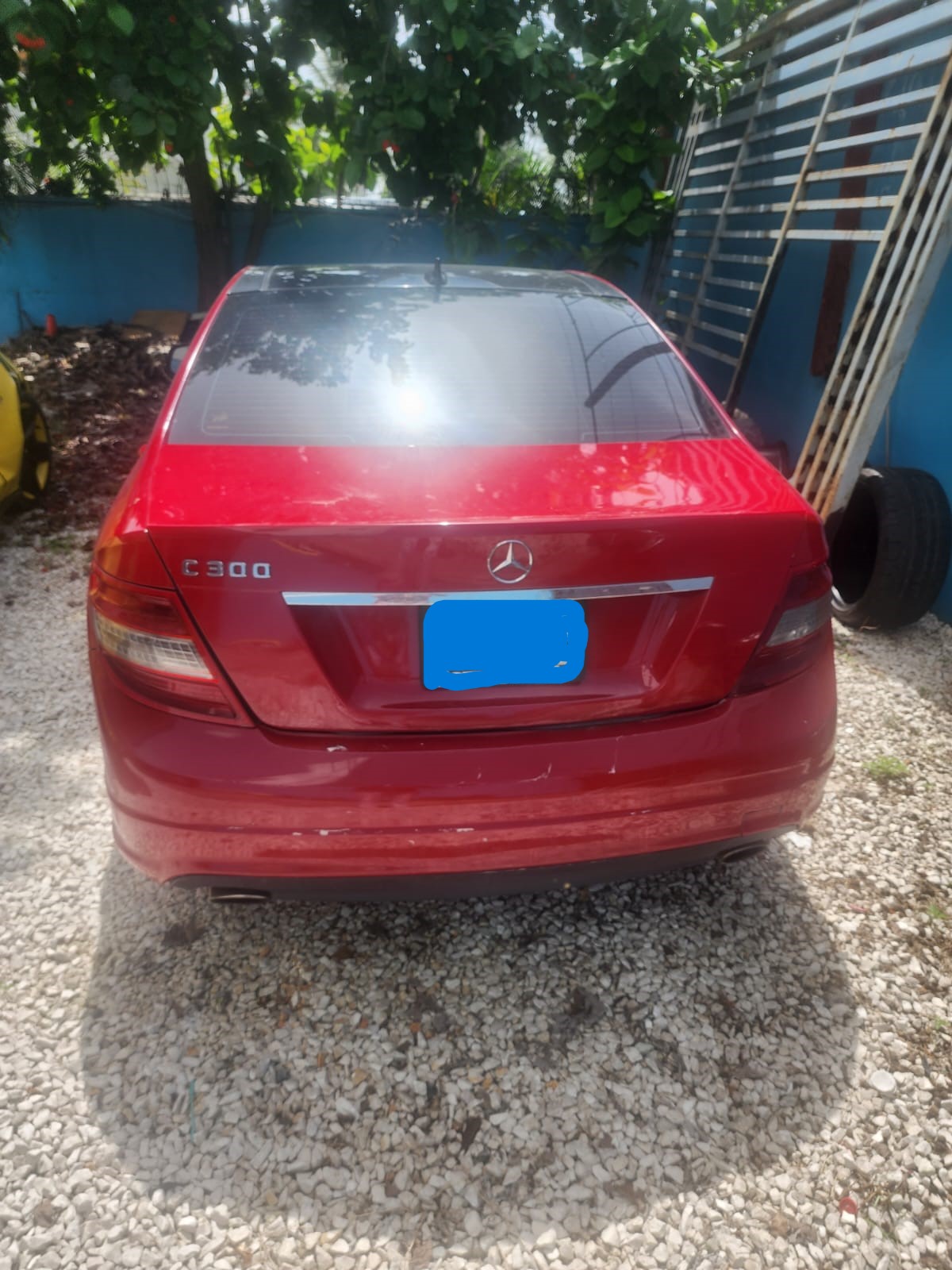carros - Mercedes Benz C-300, año 2010, traspaso RD$ 275000 2