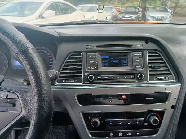 carros - HYUNDAI SONATA LF 2018 NARANJA 8