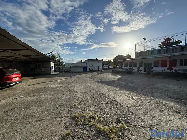 solares y terrenos - Solar Comercial En Venta En Av. Libertad, San Fran 4